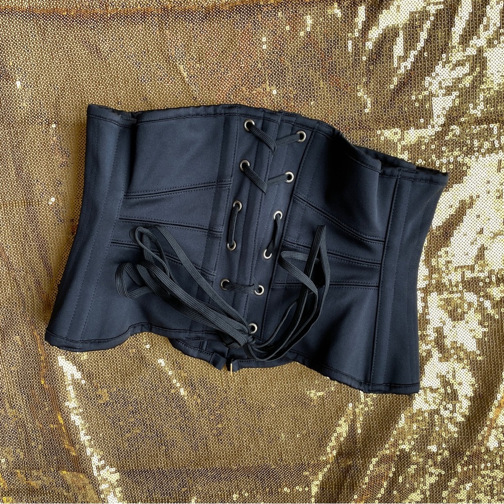 Agent Provocateur Sz 4 Black Waspie / Belt / Corset under bust - Picture 3 of 7